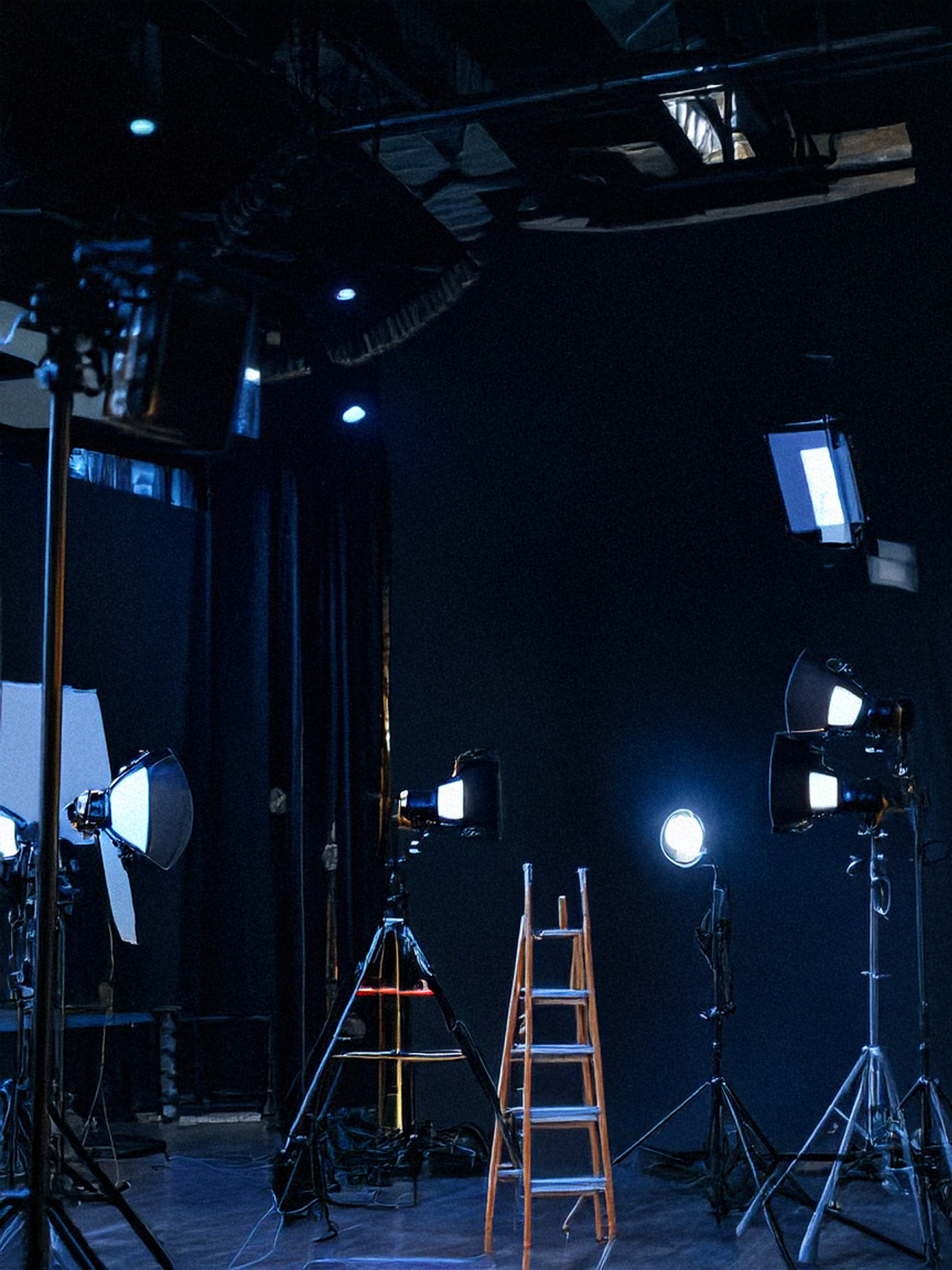 Surfing Penguin Studio